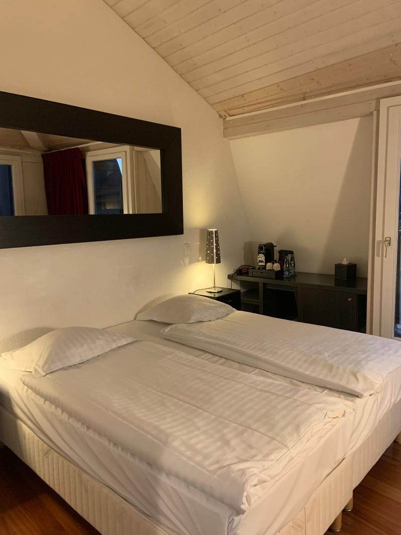 Tralala Hotel Montreux - Oda