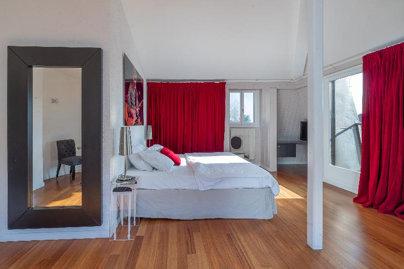 Tralala Hotel Montreux - Oda