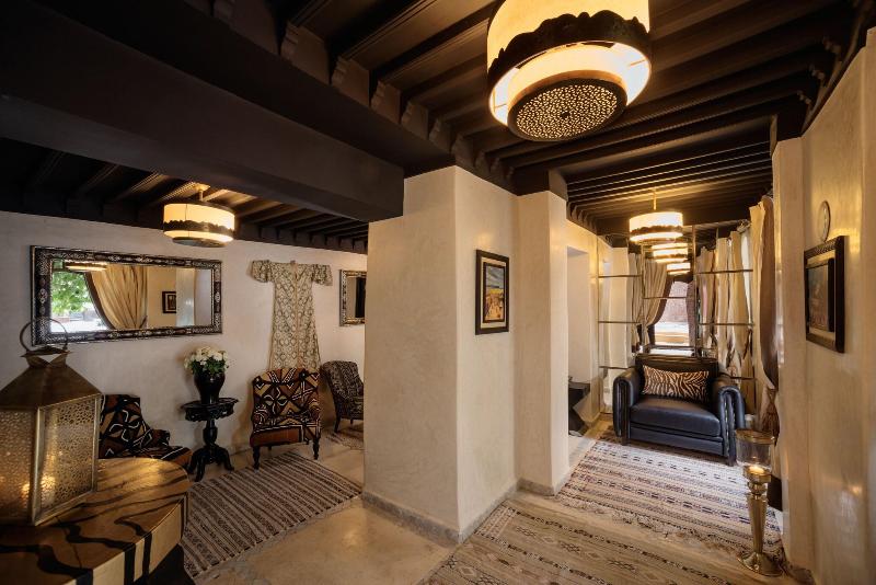 Riad Kheirredine - Lobi