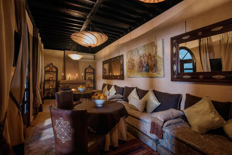 Riad Kheirredine - Lobi