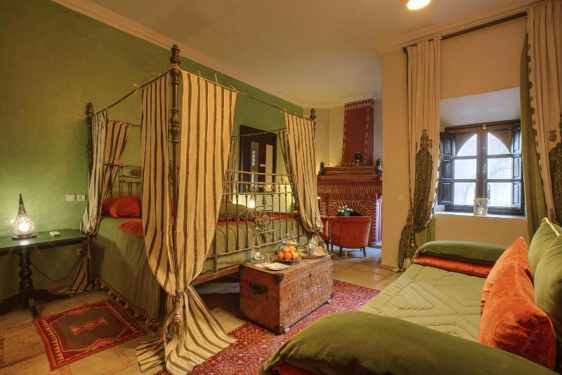 Riad Kheirredine - Oda
