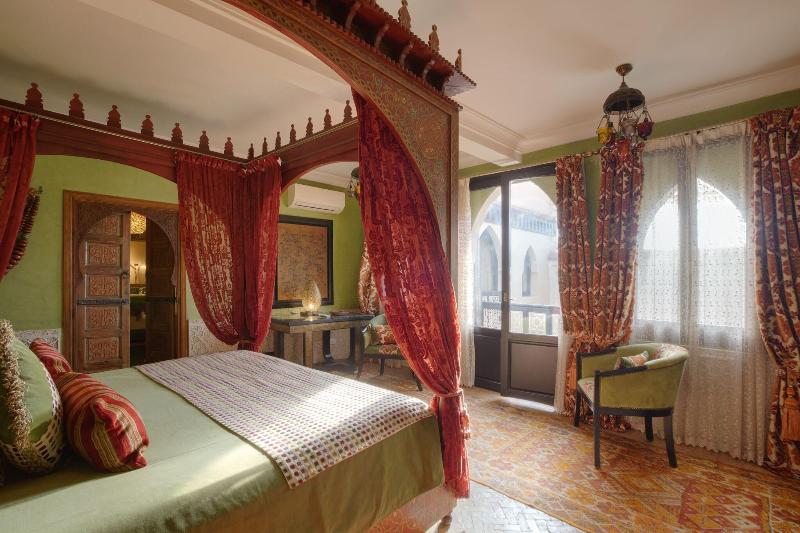Riad Kheirredine - Oda