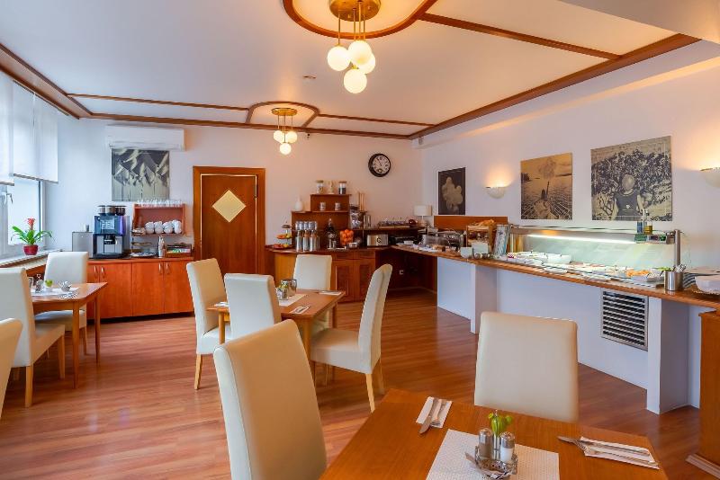 Astor Hotel - Restoran