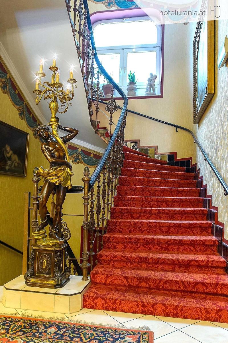 Hotel Urania - Lobi