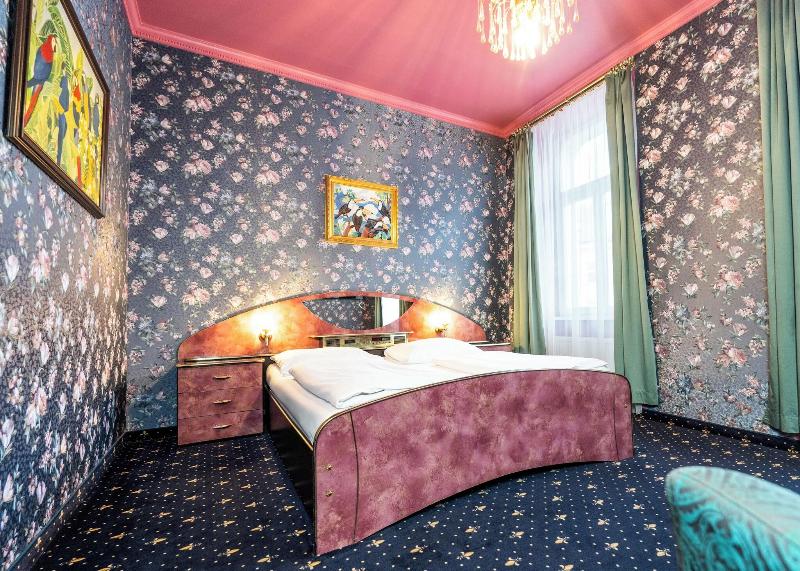 Hotel Urania - Oda