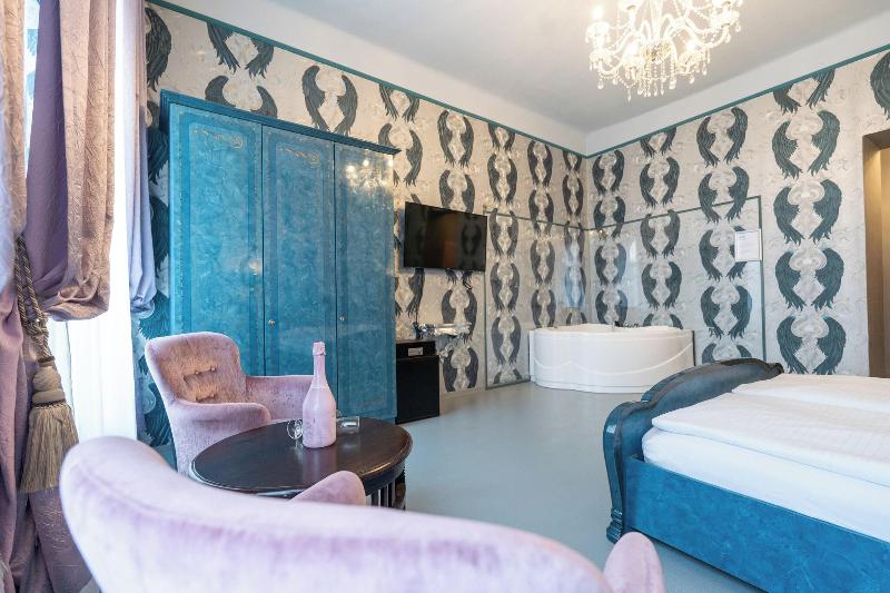 Hotel Urania - Oda