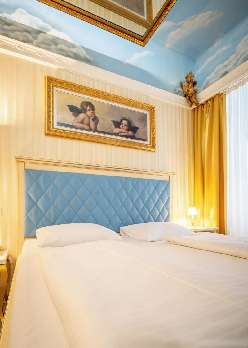 Hotel Urania - Oda