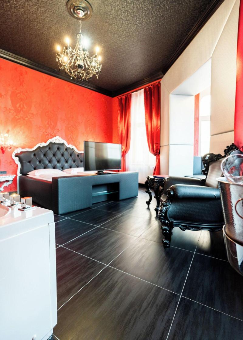 Hotel Urania - Oda