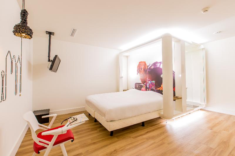 Qbic Hotel Amsterdam Wtc - Oda