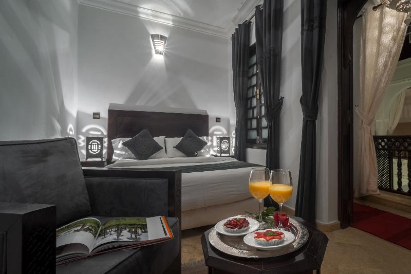 Riad Aliya - Genel
