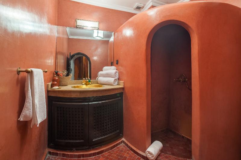 Riad Aliya - Oda