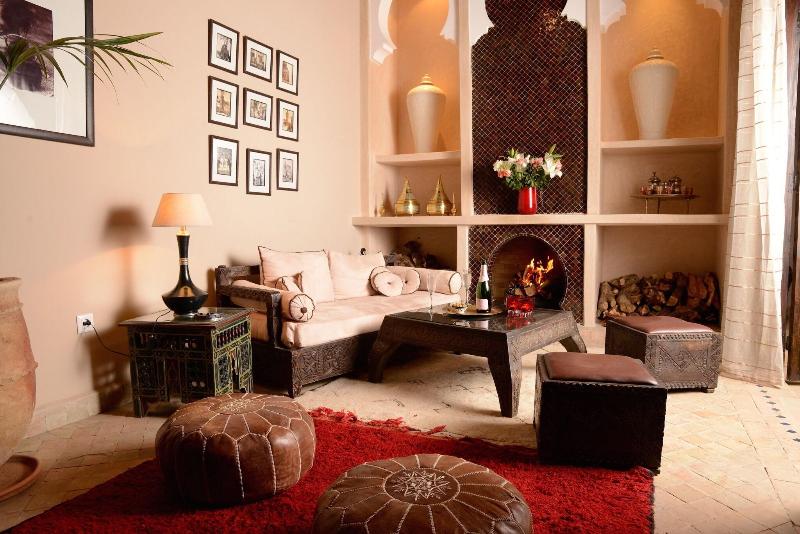Riad Jona - Lobi