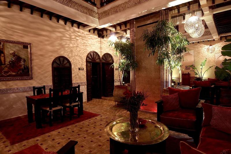 Riad Jona - Genel