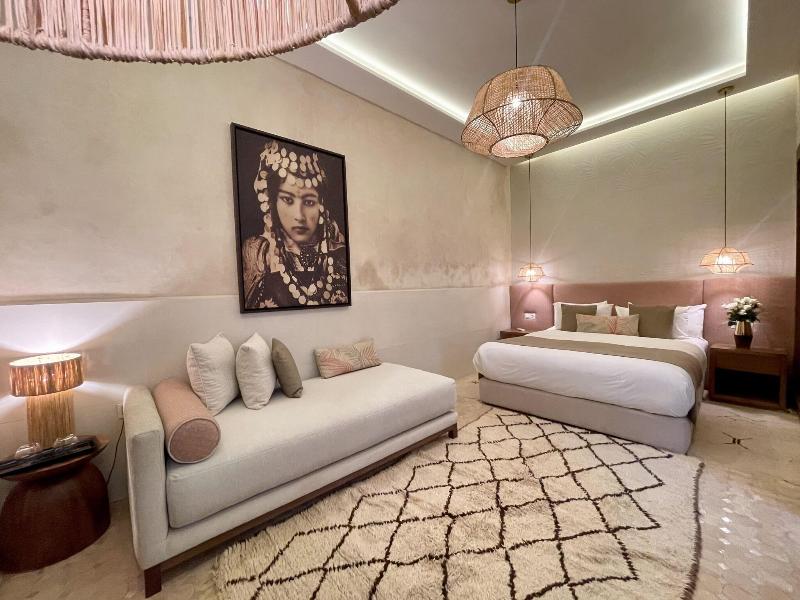 Riad Jona - Oda