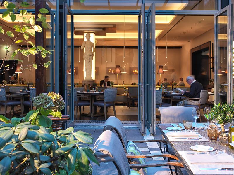 Hotel de Rome - Teras