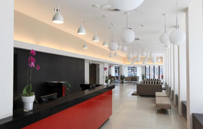 Golden Tulip Kassel Hotel Reiss - Lobi
