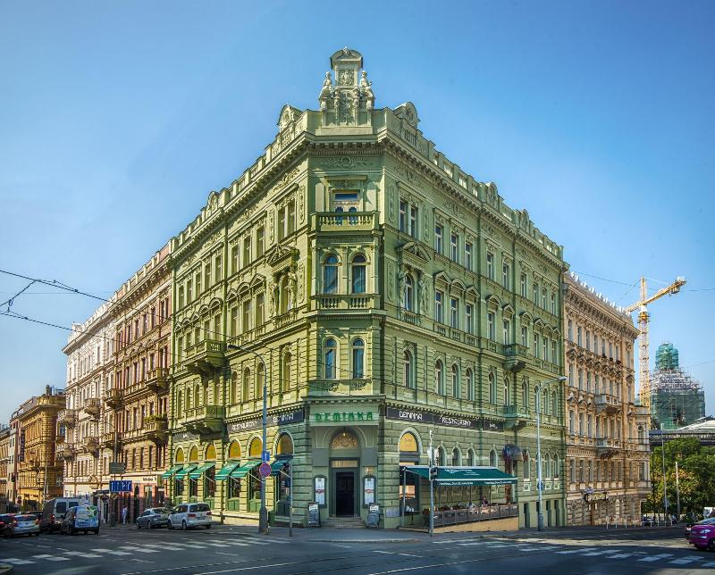 Deminka Palace - Genel