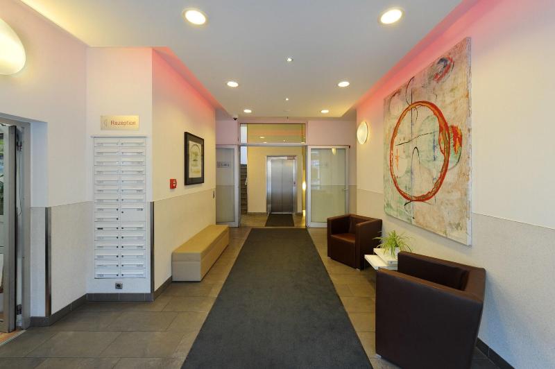 Vivadi Hotel Downtown Munich - Lobi