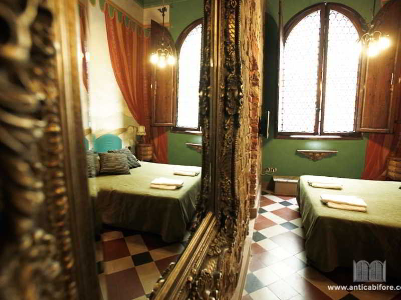 L' Antica Bifore Guesthouse - Genel