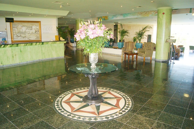 Hotel Baia Grande - Lobi