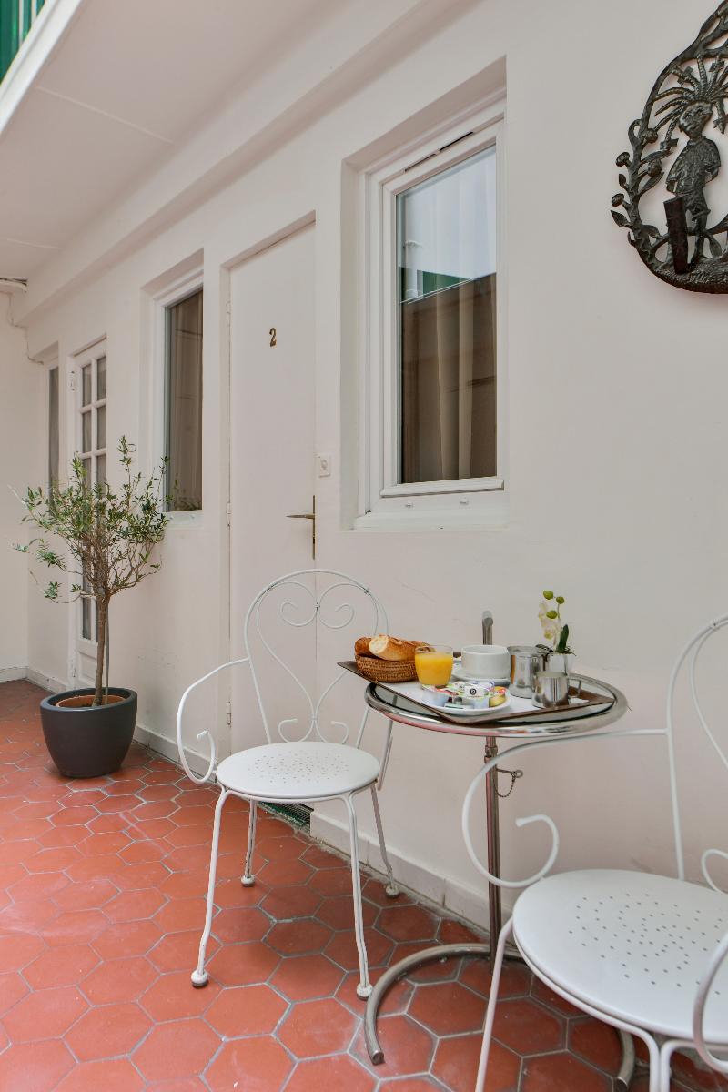 Louisa Hotel - Teras