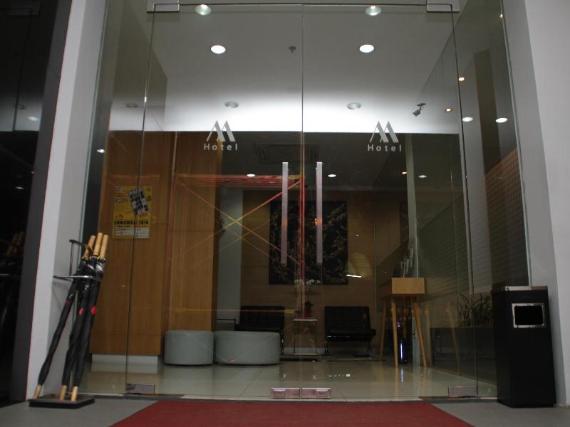 M Hotel - Genel
