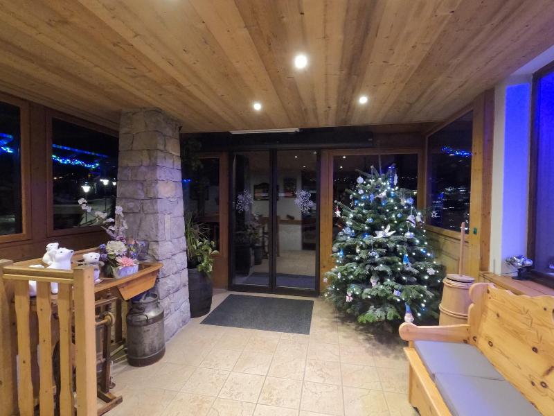 Hotel Le Soly - Lobi