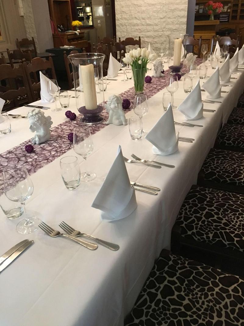 Au Cheval Blanc - Restoran