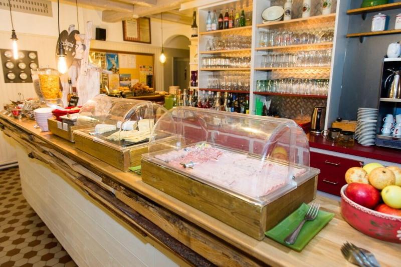 Au Cheval Blanc - Restoran