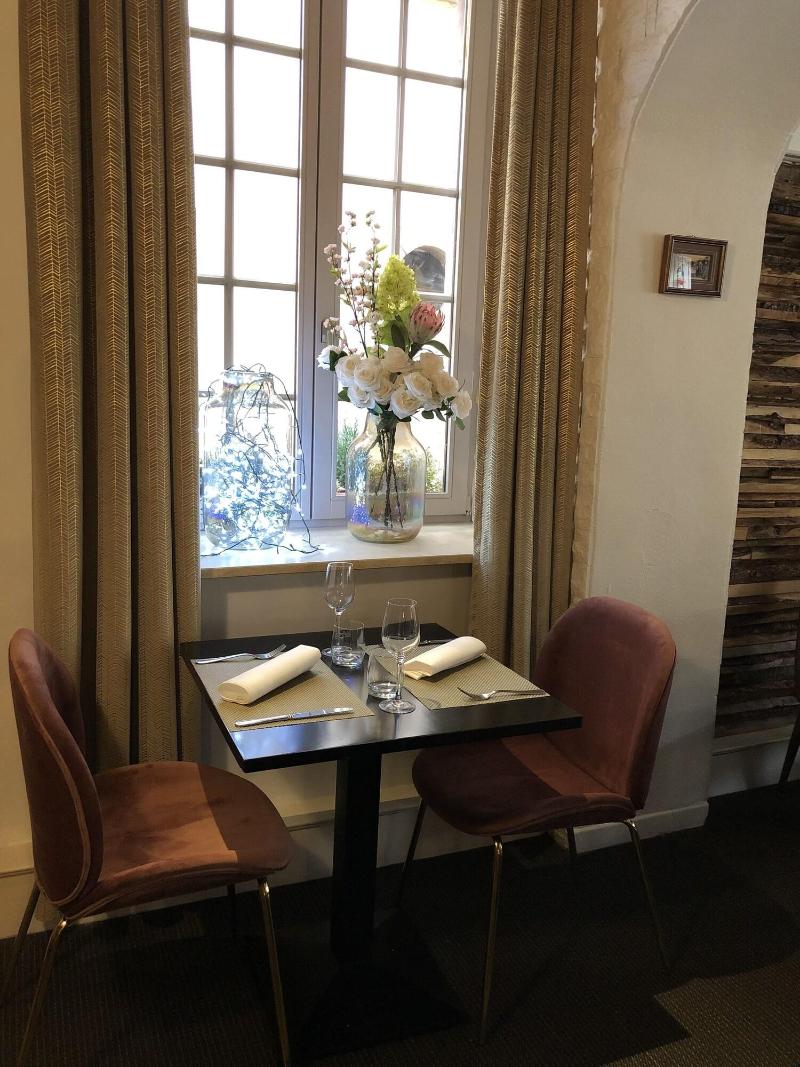 Au Cheval Blanc - Restoran
