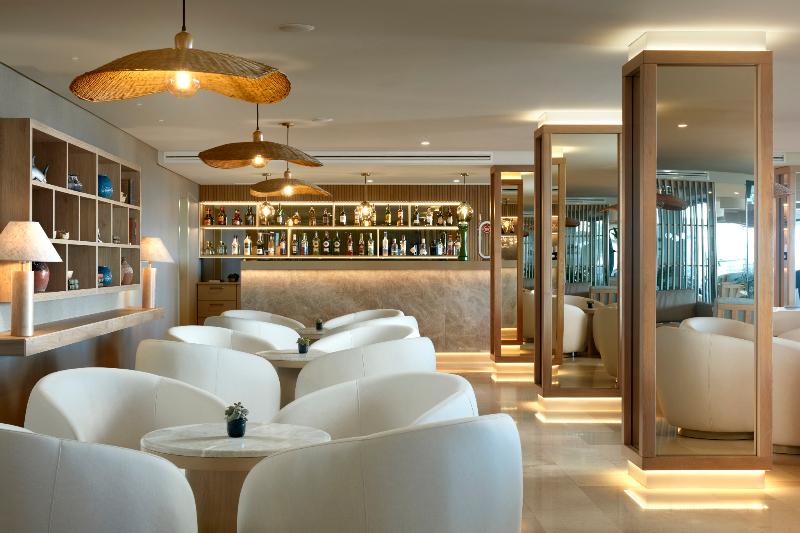 Dom Jose Beach Hotel - Bar