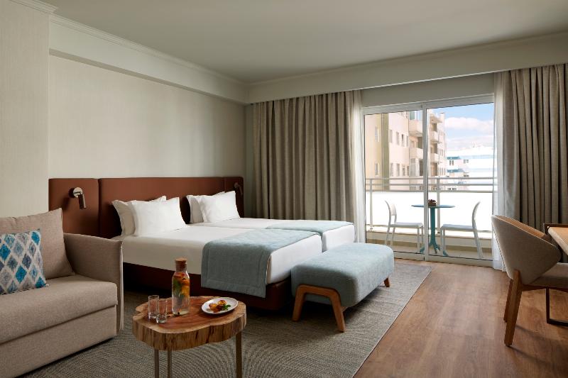 Dom Jose Beach Hotel - Oda
