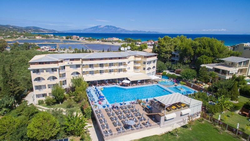 Koukounaria Hotel & Suites - Genel