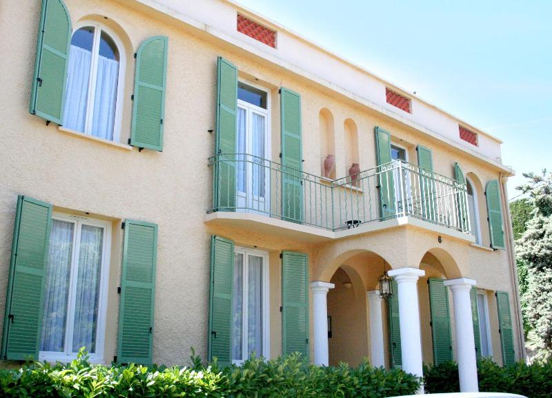 Hotel Ideal Sejour - Genel