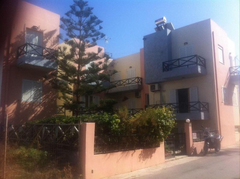 Stella Apartments - Genel