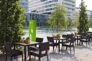 Courtyard Vienna Messe fotoÄŸrafÄ±