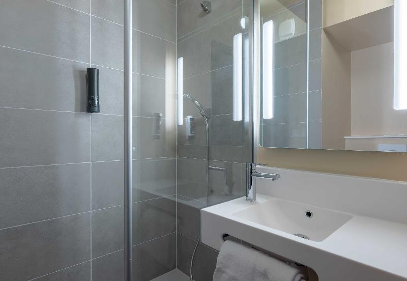 B&B HOTEL Saint-Pierre-en-Faucigny Bonneville - Oda