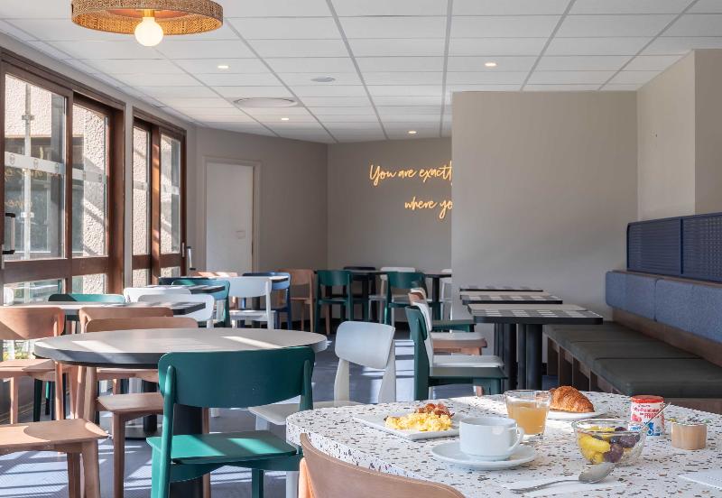 B&B HOTEL Saint-Pierre-en-Faucigny Bonneville - Restoran