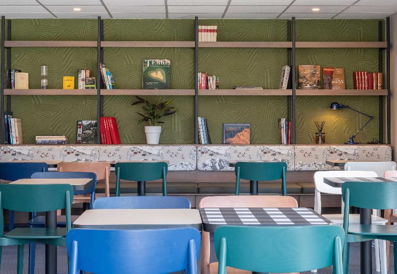 B&B HOTEL Saint-Pierre-en-Faucigny Bonneville - Restoran