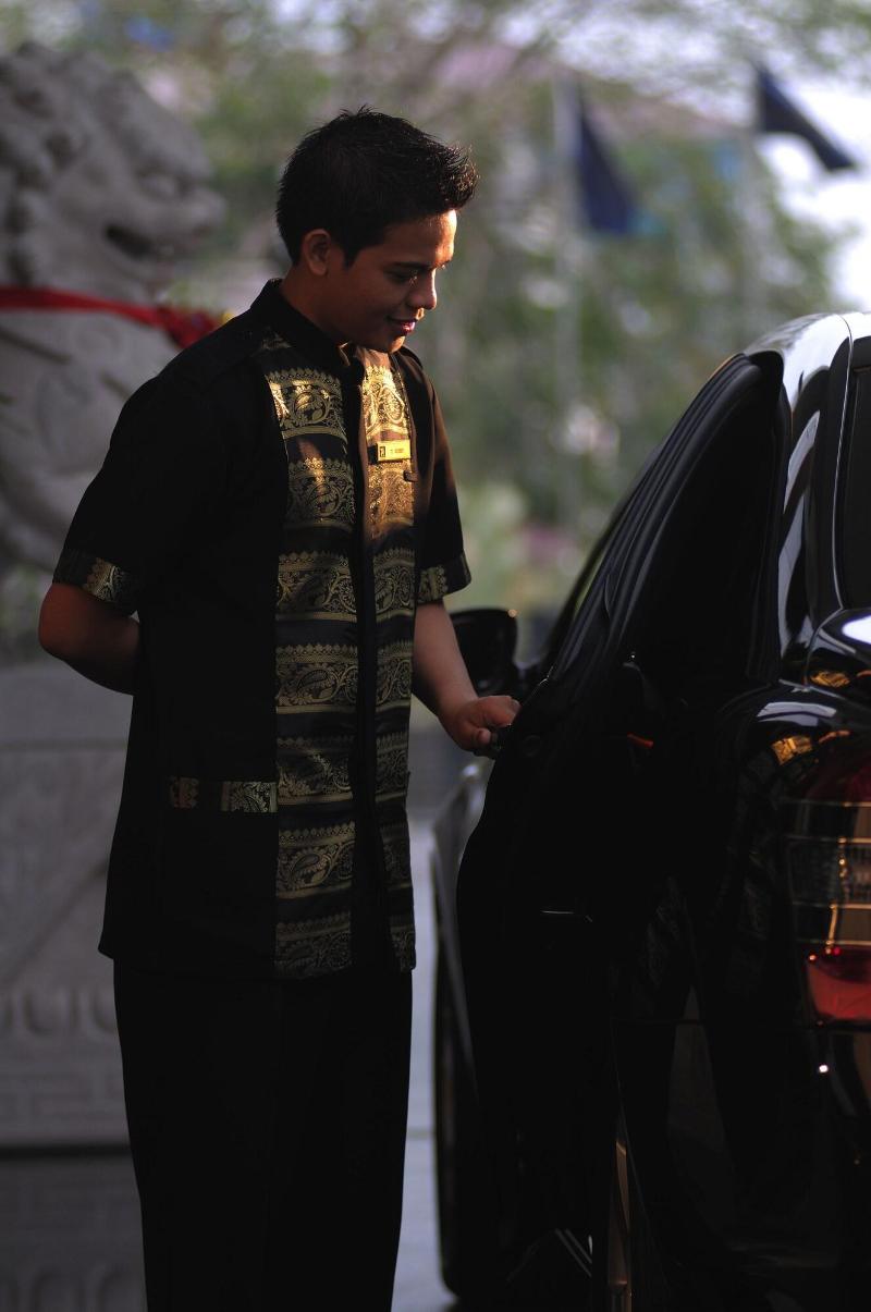 JW Marriott Hotel Medan - Lobi