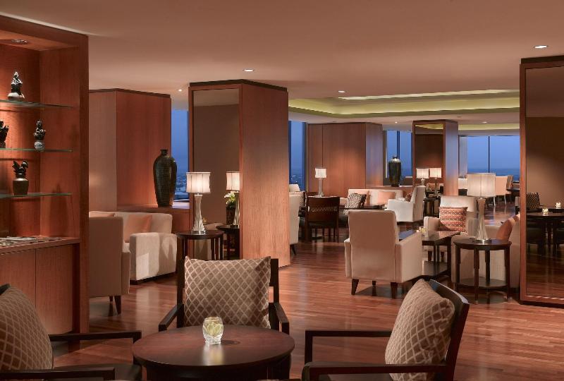 JW Marriott Hotel Medan - Lobi