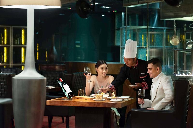 JW Marriott Hotel Medan - Restoran