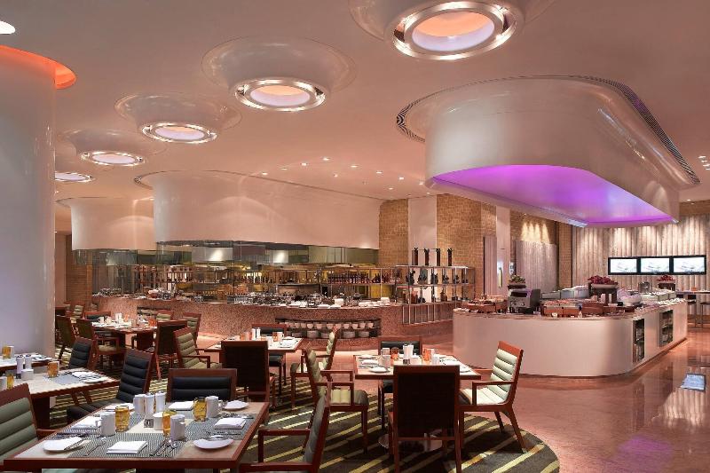 JW Marriott Hotel Medan - Restoran