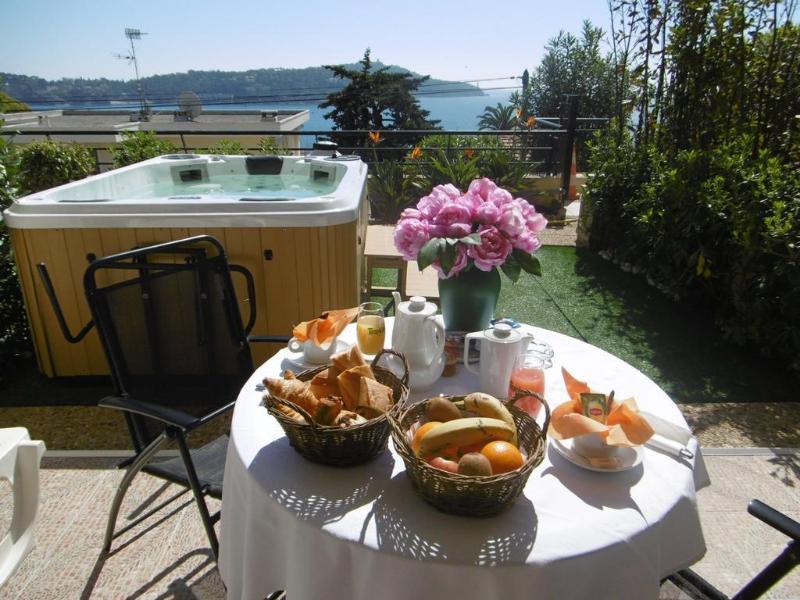 Hotel La Flore - Genel