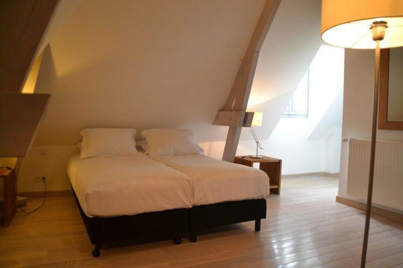 Chateau Les Merles - Genel