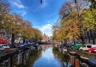Facade Hotel Amsterdam fotoÄŸrafÄ±