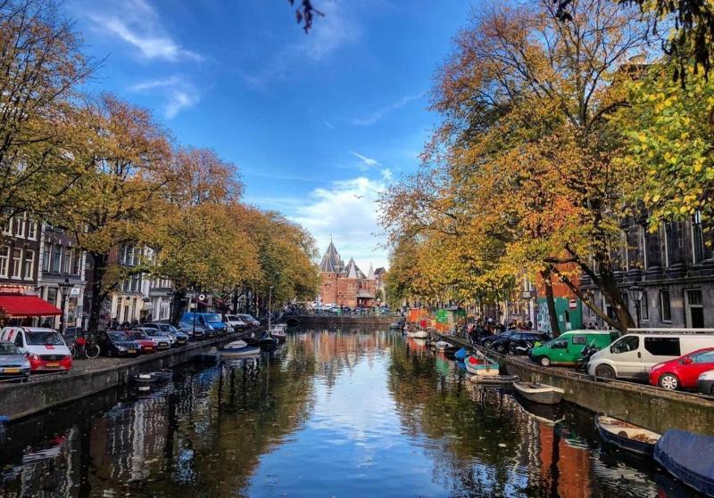 Facade Hotel Amsterdam - Genel