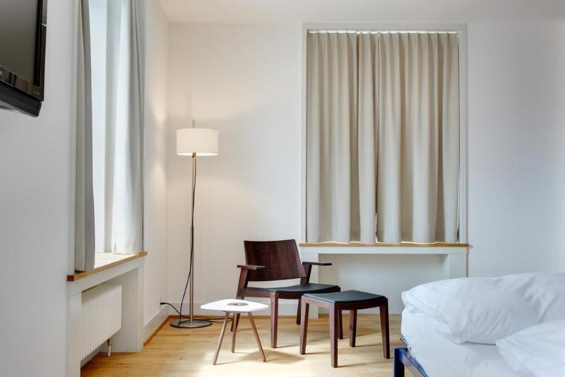 Hotel Im Schlosspark - Genel