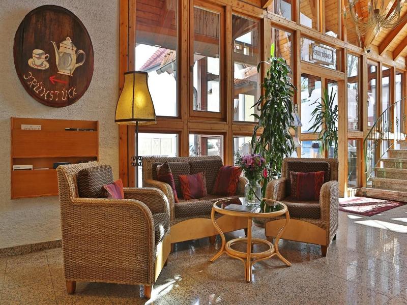 Hotel Zum Lowen - Lobi