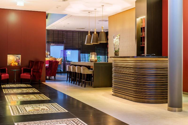 Park Plaza Trier - Lobi